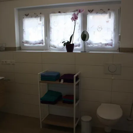 Am Fusse Der Burg Hohenzollern Og Apartament